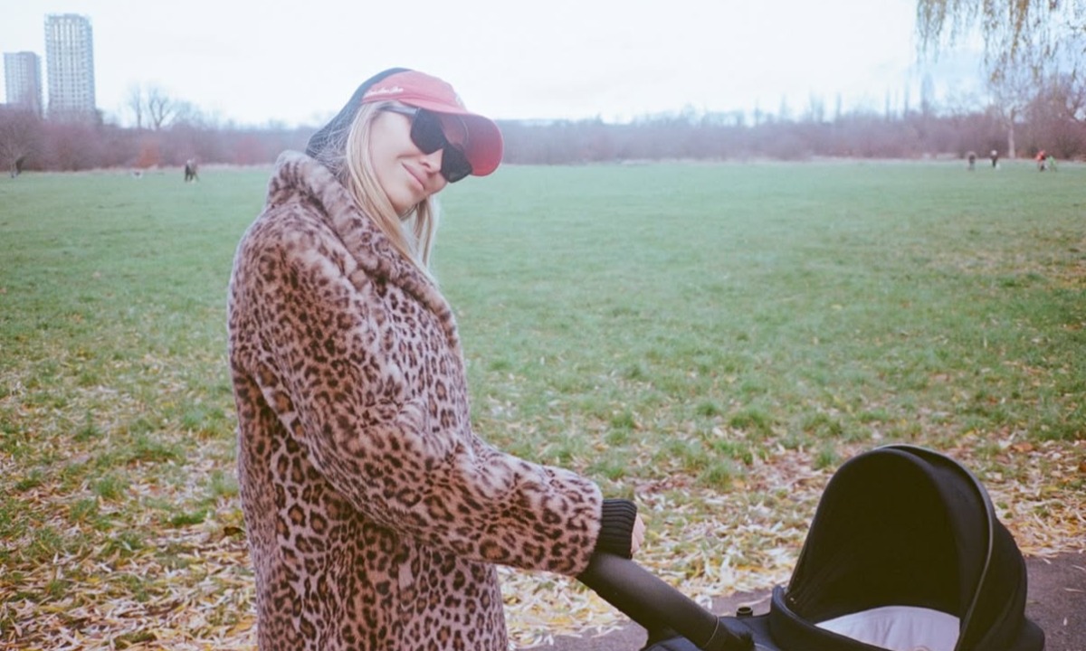 MirrorParents's tweet image. Jamie Laing and Sophie Habboo spotted with this celeb-loved pram – and I’ve chosen it too #affiliate
mirror.co.uk/money/shopping…