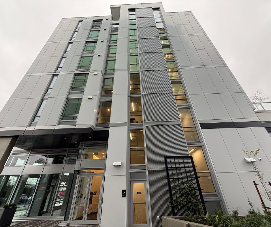 AltiumBuilding's tweet photo. Archetype is a landmark mixed-use development blending residential, office, and commercial spaces. We installed 3mm Aduraplate panels and custom ribbed metal cladding, creating a durable, precise, modern façade. Proud to help shape Vancouver’s architectural landscape. https://t.co/XX0fqzNZGx