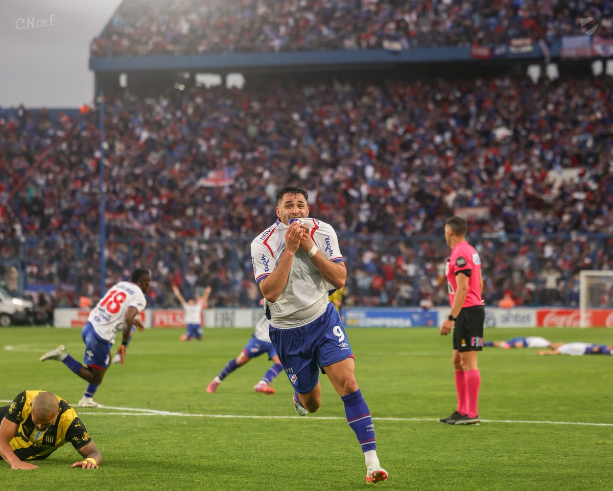 Oficialmente, decretada