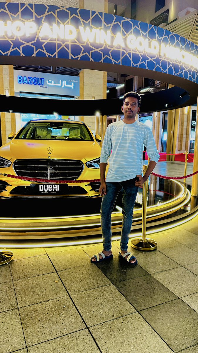 PrasanthCcp's tweet photo. #goldmercedes https://t.co/fSe010SfdS