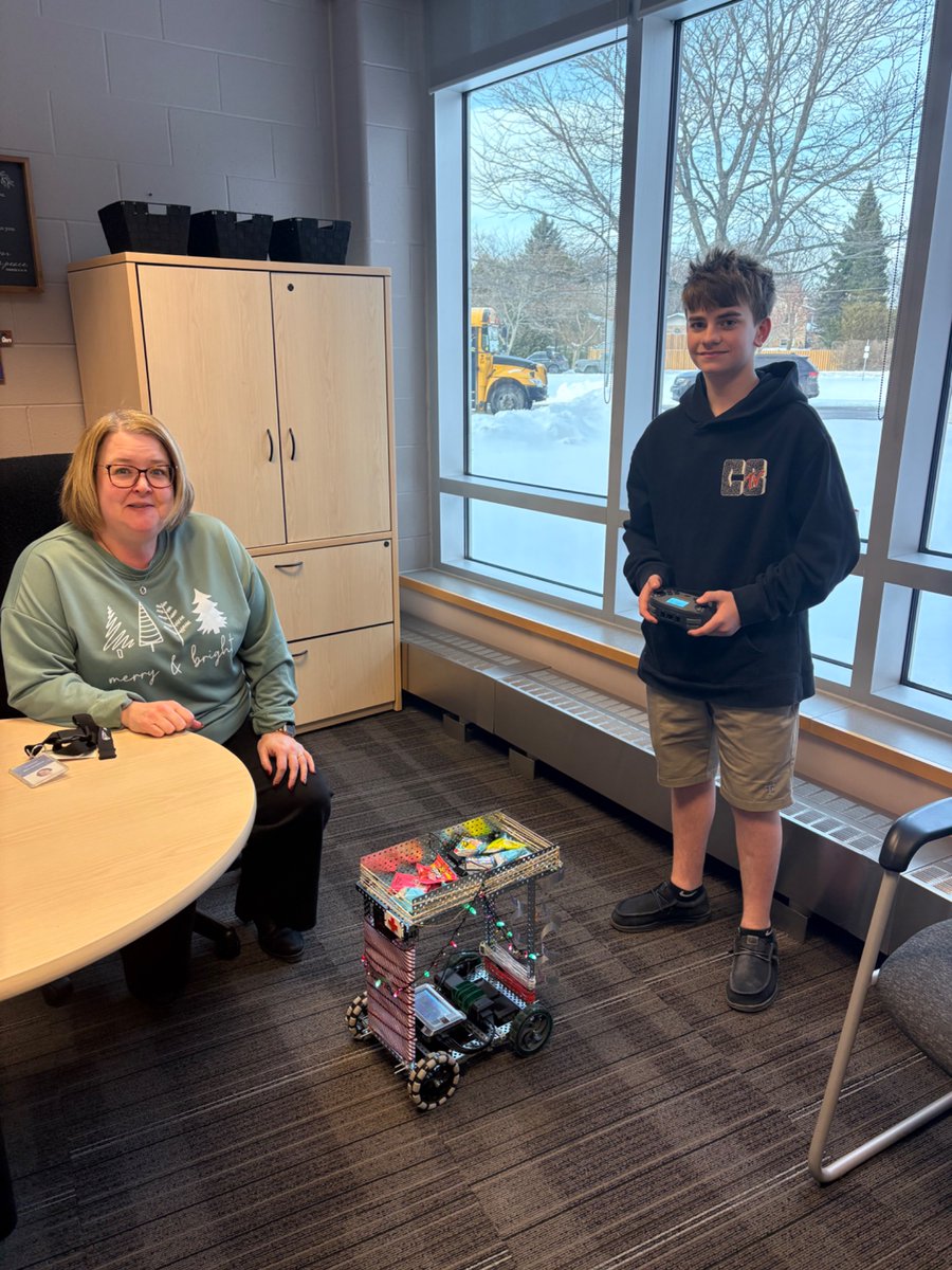 Holy Trinity CHS tweet media