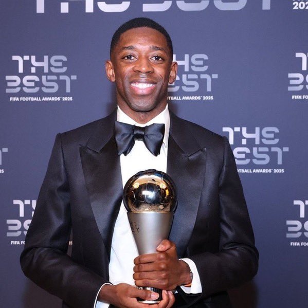 Football is healing 😭❤️

I just woke up guys, tomorrow we will cook Dogphinha and Bummal