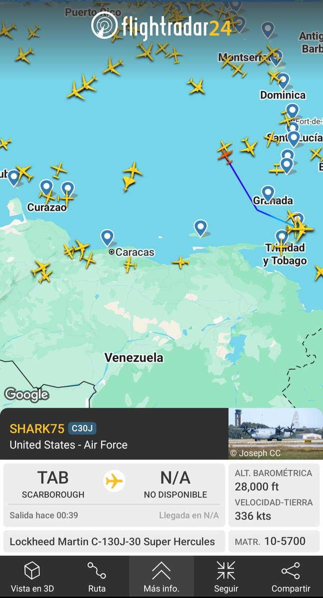 Siguen controlando el espacio aéreo sobre el Caribe y llevando suministros a bases vecinas de Venezuela.