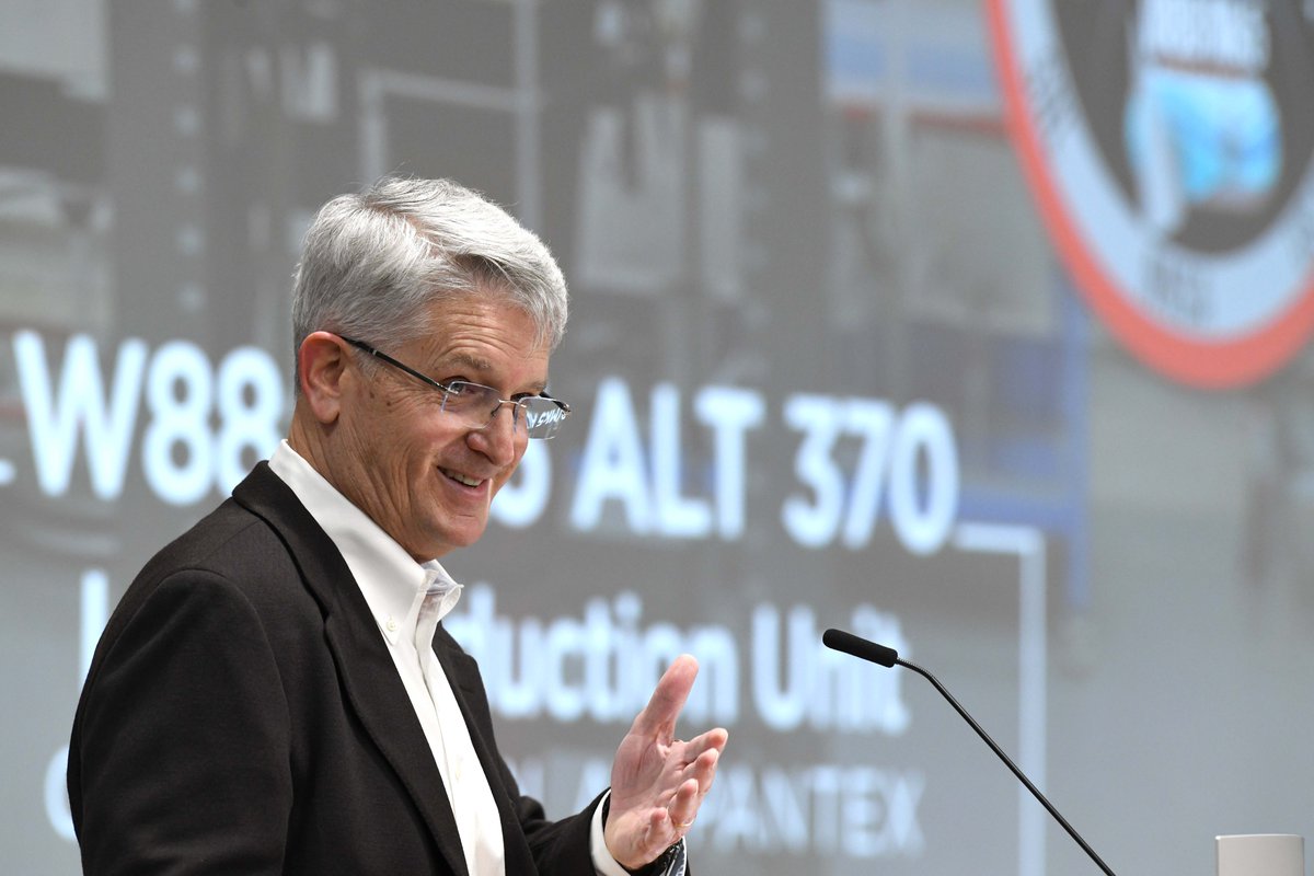 PantexPlant's tweet photo. Pantex hosted the celebration recognizing completion of the W88 Alt 370 Last Production Unit today! This is a commendable milestone for the nation. Great work to everyone involved! #PantexProud

https://t.co/nTgNafidEs