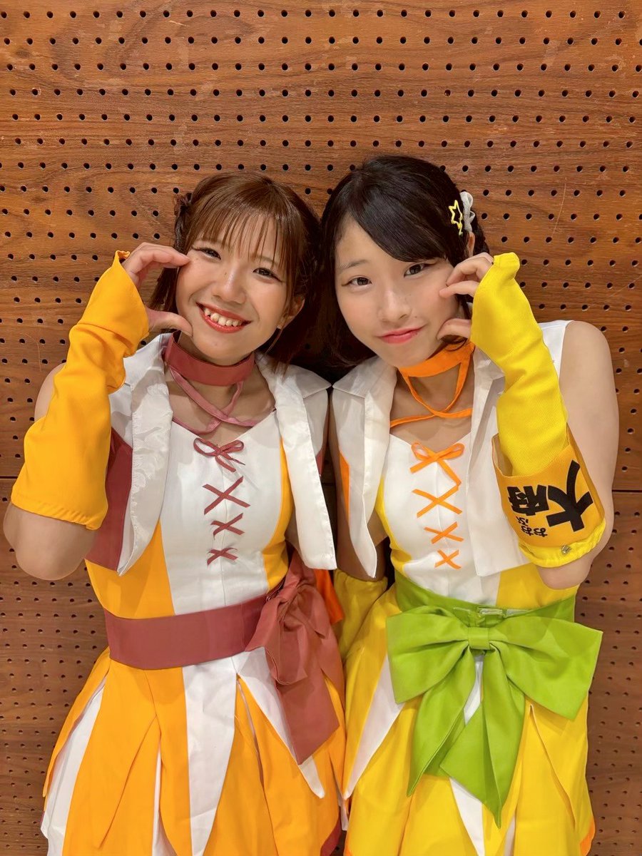 yasue_riruha's tweet photo. 六花さん
🎉🎂🥂𝐻𝑎𝑝𝑝𝑦 𝑏𝑖𝑟𝑡ℎ𝑑𝑎𝑦💐🧸🎁
12月16日は六花さんのお誕生日でした〜✨大好きなメンバーの誕生日ってすごく嬉しいよね👍 ̖́-
#知多娘  #誕生日 @rikka_ren1216 https://t.co/sliGTmNNES