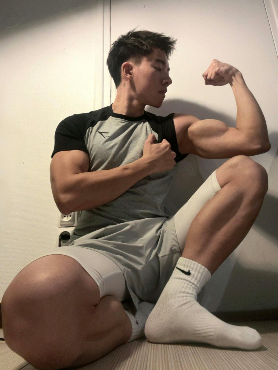 daily best boys (@dailybestboys) on Twitter photo 