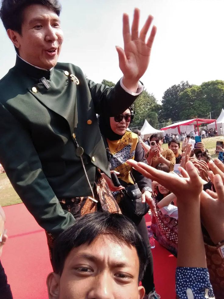 rgkkyjo's tweet photo. maaf nek, saya cuma mau coblos windah habatusauda📣📣 https://t.co/EpTa5jAUTX