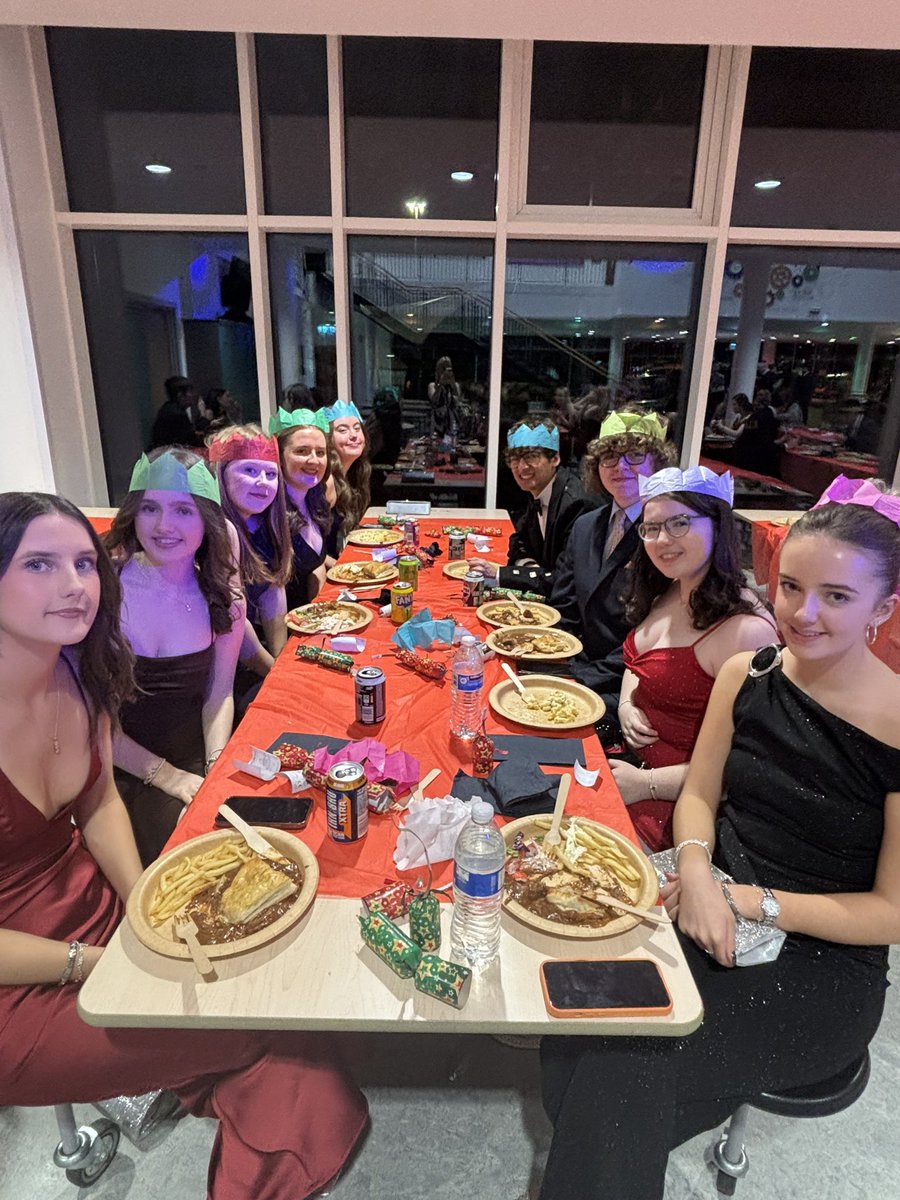 Clydeview Maths Dept. tweet media