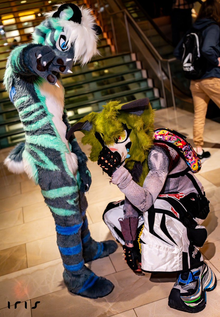 kael_fangs's tweet image. TWIN TRIM  @AFFLUENTMINT 
📸: @iris_foxxo