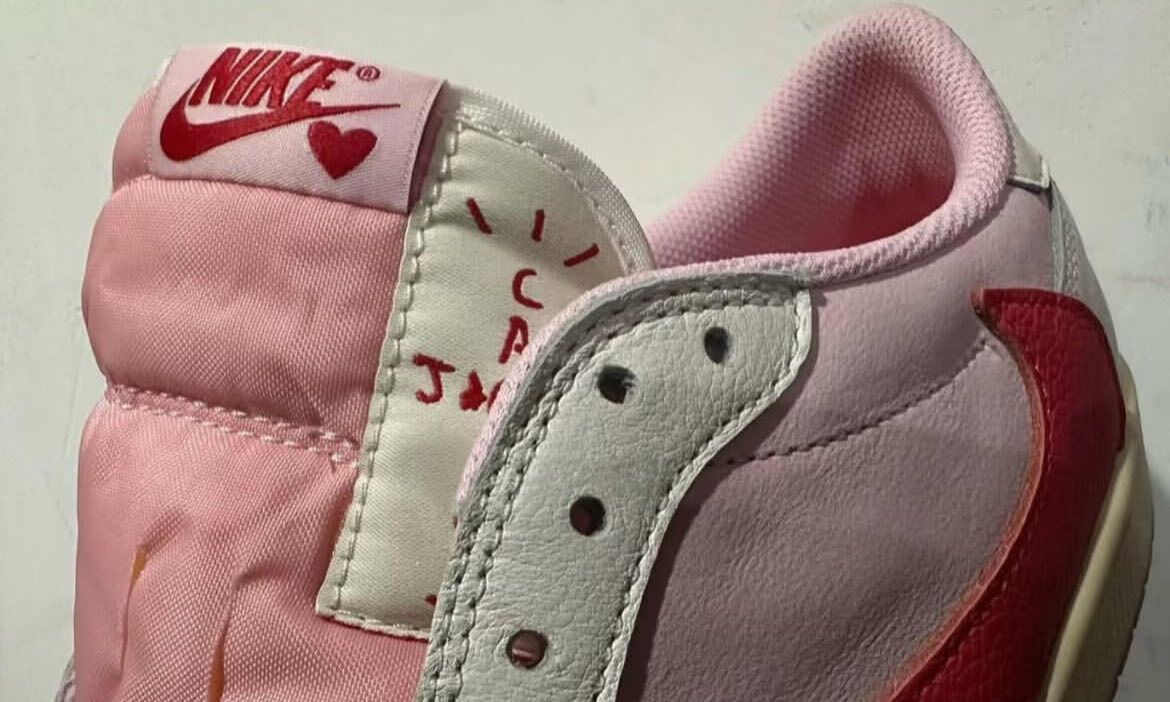 JustFreshKicks tweet media