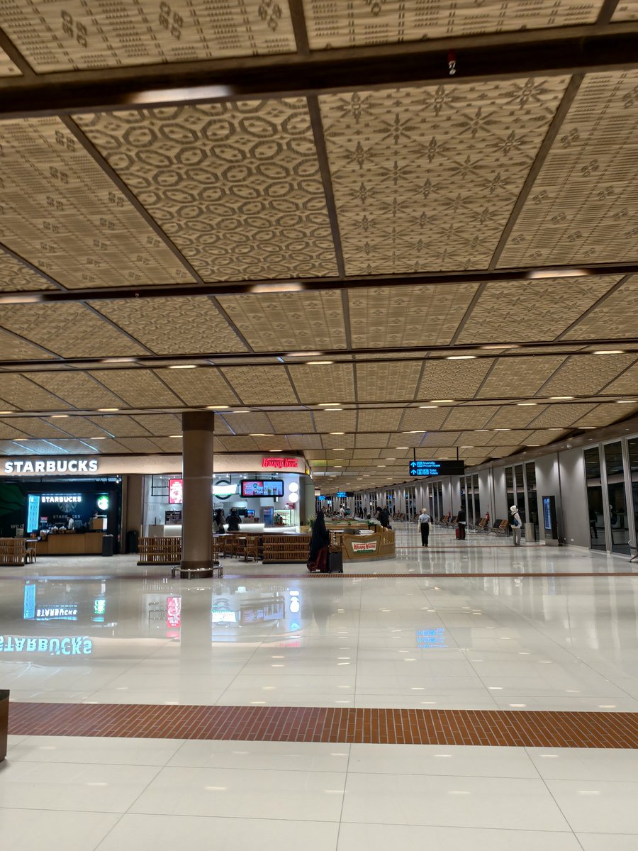 faridrozaq's tweet image. Yup