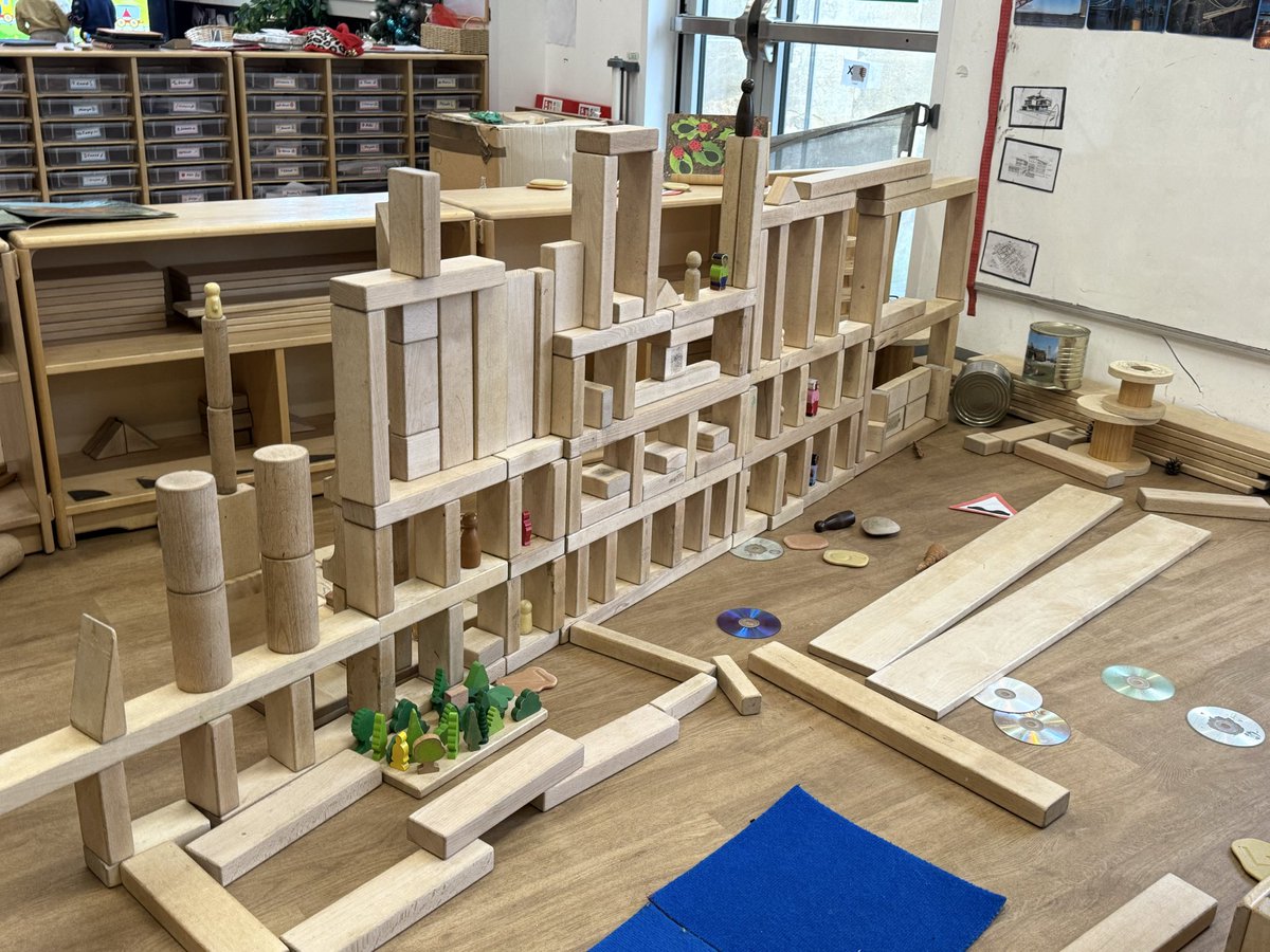 Linsey Hood tweet media