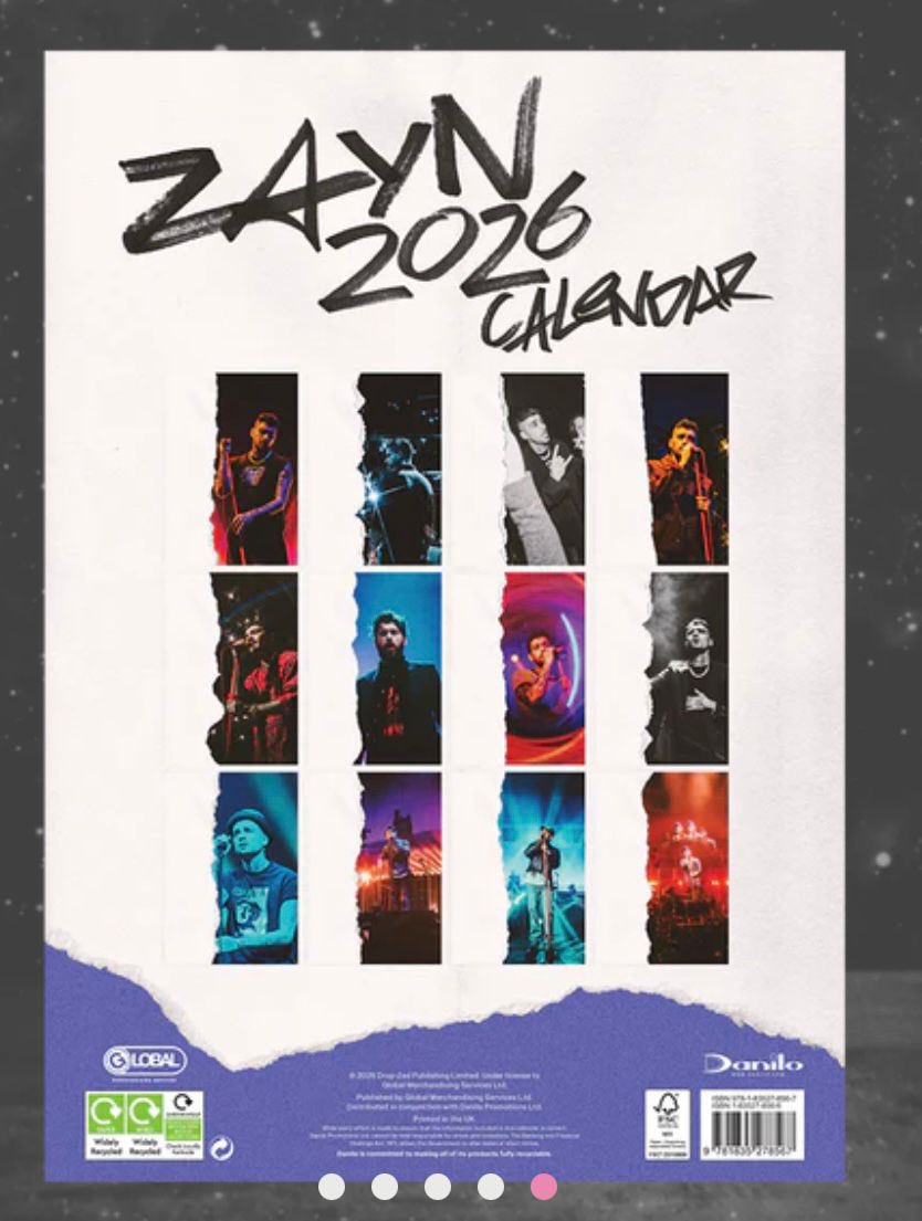 1Dnews_Control's tweet photo. 💛Zayn sent emails informing fans he has now added a 2026 Calander to his merch store!
Beautiful photos from 2024/25 Stairway To The Sky Tour! 🫶
#Zayn #Zayn2026Calander #STTST
📸Zayn official Store https://t.co/52TukLkQZ0