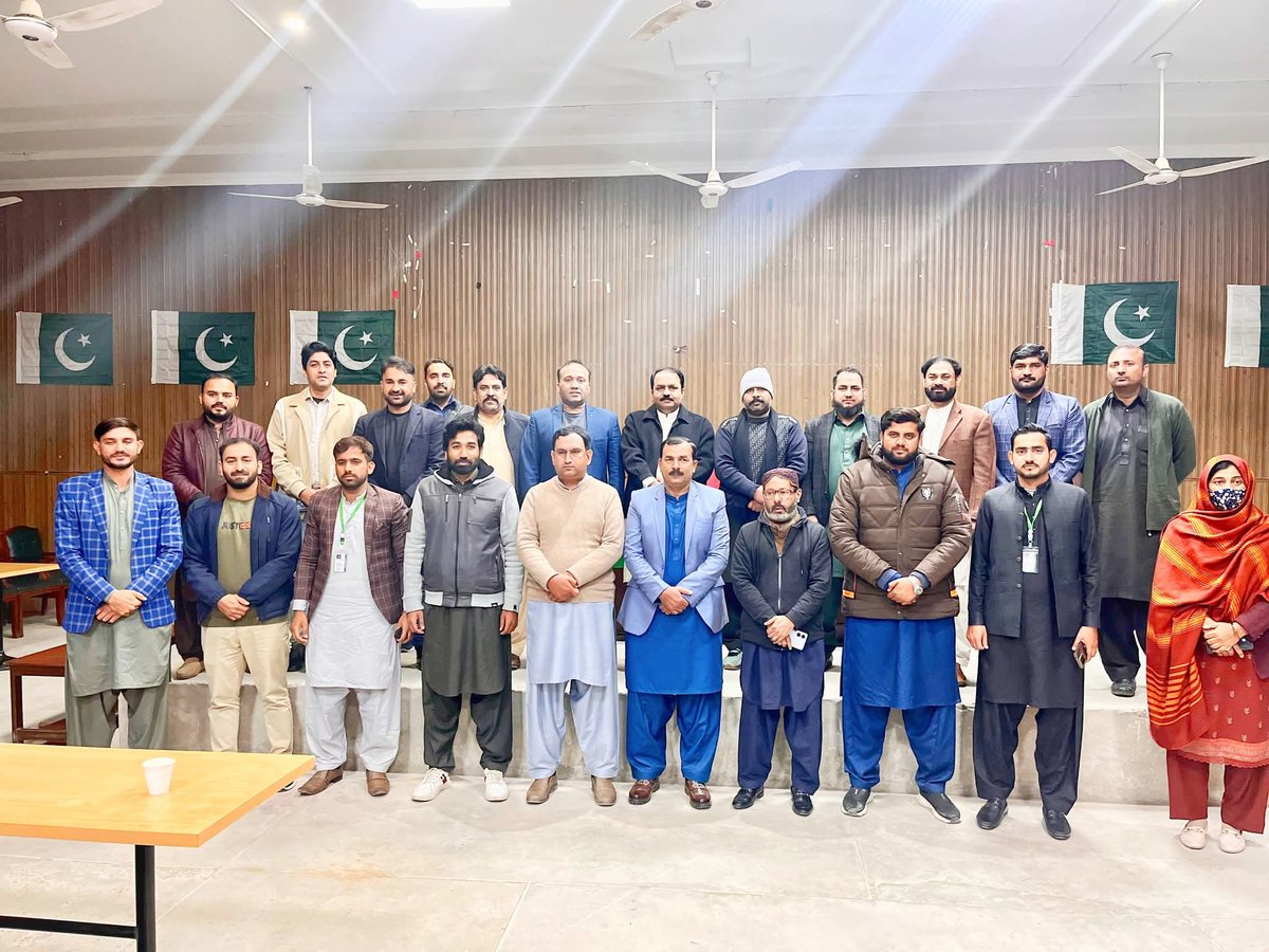 DsdDte's tweet photo. Meeting Regarding PSER Supervisors district Khanewal
Khanewal top 3rd position in punjab
#pser https://t.co/O0CwzmdcXs