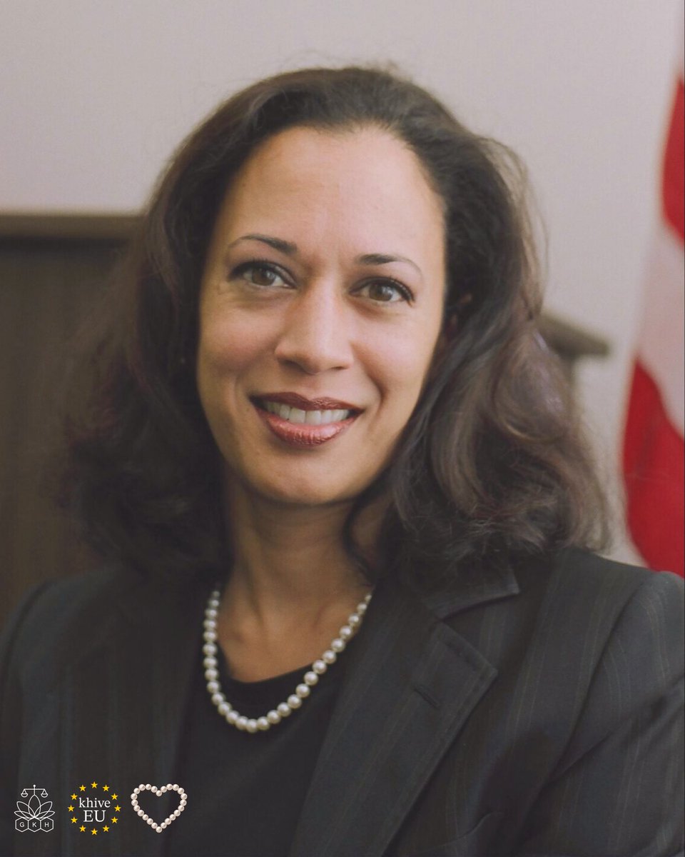 Another set of Kamala gems coming your way 💎✨

Rare moments, iconic energy. ⚡️

KAMALA’S ADVENT CALENDAR: DAY 16 🎀

(1/2)