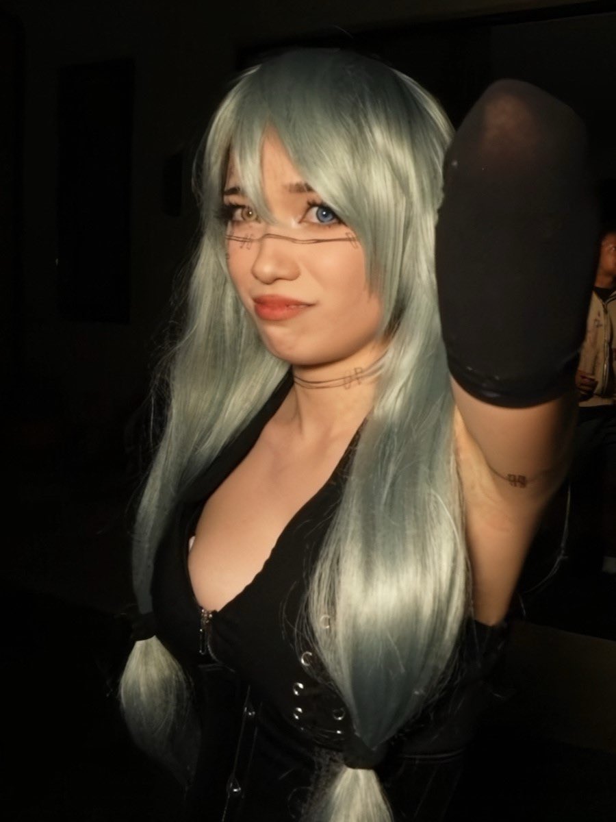 PSYCH0xo's tweet image. You’re a lifetime fuckup if you're getting off to pits😹 seriously, just lock yourself in your room and get scammed while you fuck your hand until you leak🥵🥵🥵

Findom manscam scamkink