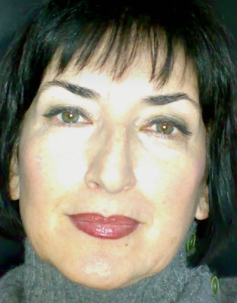 Googl me podsjeca krajem godine, na neke trenutke proslosti !
Ovo je snimka iz 2019 
Hvala mu, ja sebe tako ne dozivljavam,  ali je ugodno i oku drago !