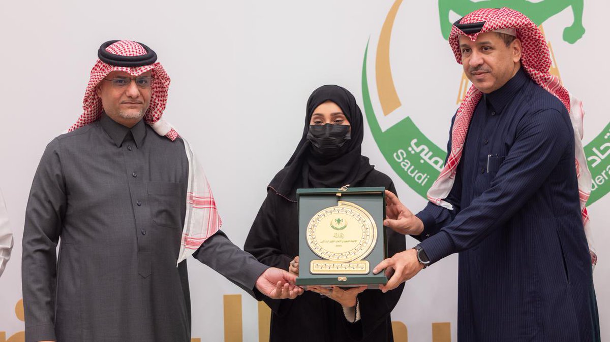 اتحاد العاب القوى البارالمبية tweet media