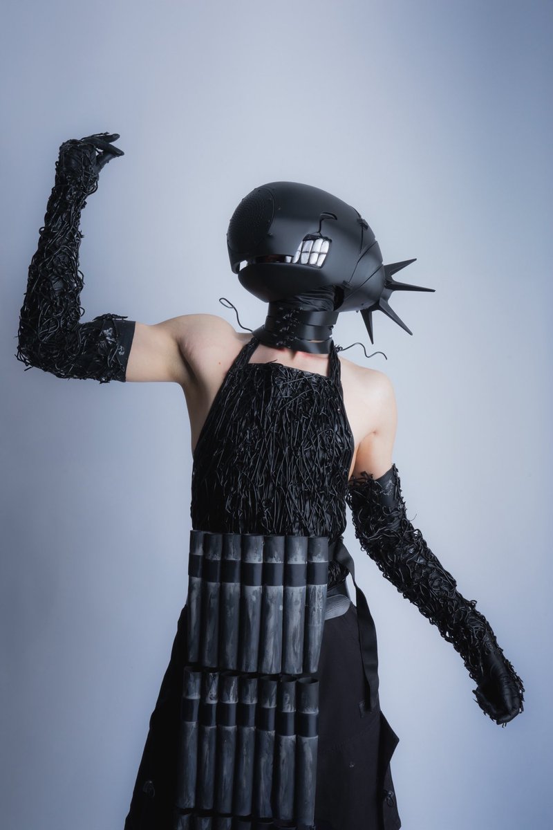 Reze 💥💣 tweet media