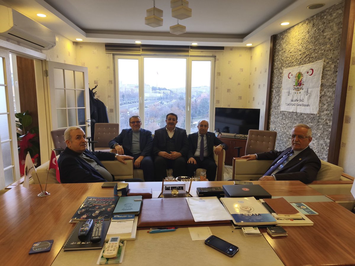 AK Parti Bursa Milletvekili, TBMM Çevre Komisyonu Başkan Vekili ve Türkiye-Irak Parlamentolar Arası Dostluk Grubu Başkanı Sayın Muhammet Müfit Aydın,bugün TÜMORSİAD Genel Merkezimizi ziyaret ederek bizleri onurlandırdı. Nazik ziyaretleri için teşekkür ederiz <a href="/MufitAydin16/">Muhammet Müfit Aydın</a>