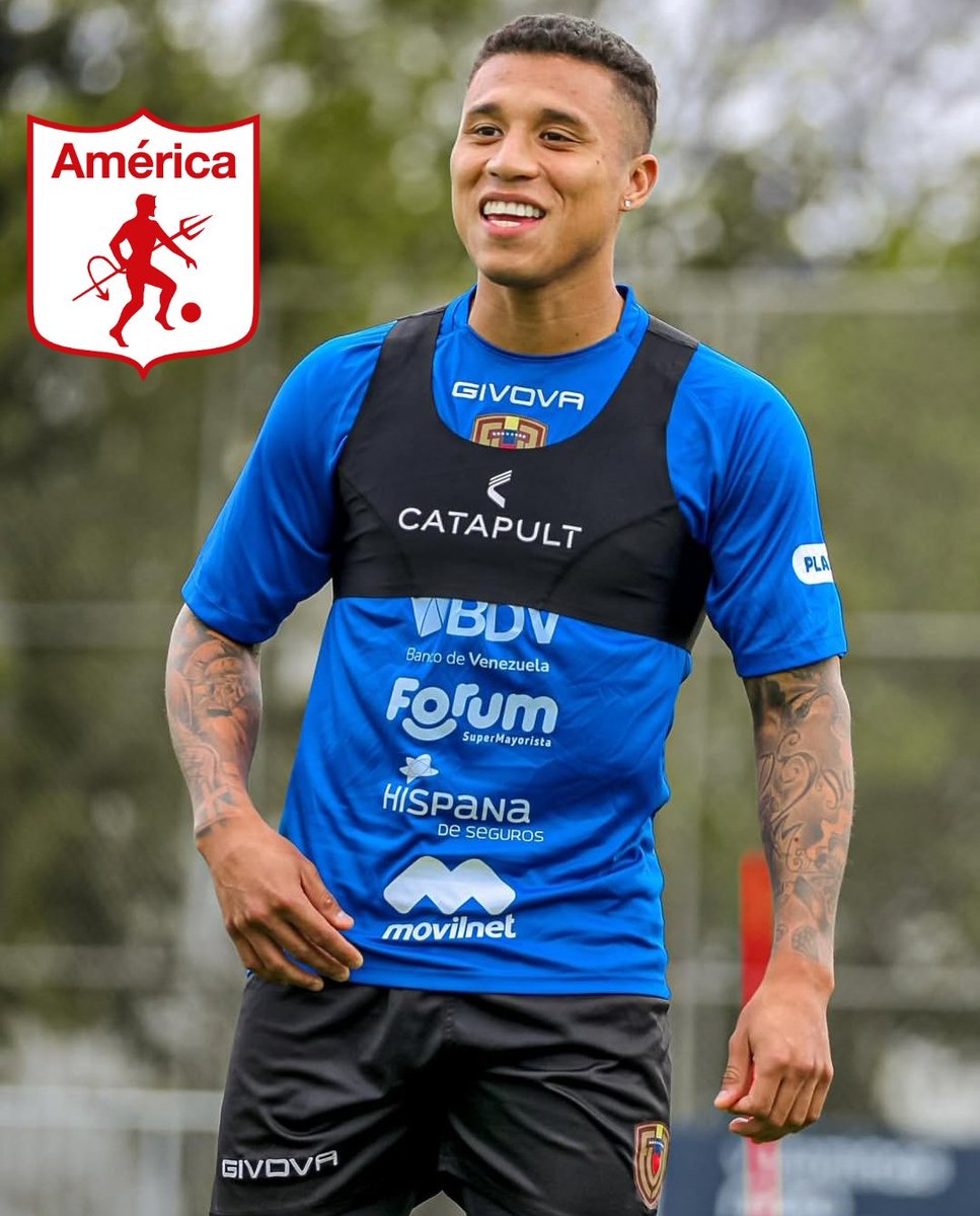 _FichajesFpc_'s tweet photo. ✅ Acordado: El extremo Darwin Machis es nuevo jugador de América de Cali, firma contrato por 2 años con el escarlata. https://t.co/k1o1ACtpEE