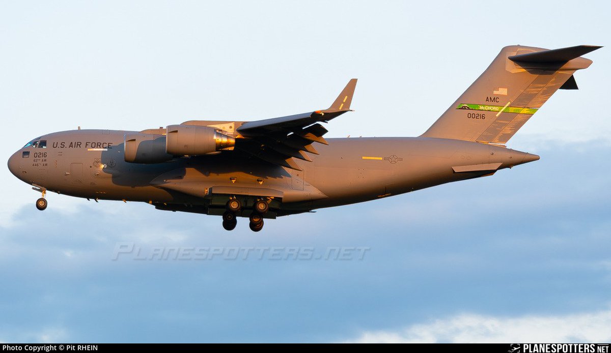 ArmchairAdml's tweet photo. #USAF United States Air Force - Special Assignment Airlift Mission
Boeing C-17 Globemaster III 2x
#AE123C 04-4131 - REACH 3210
#AE4D69 10-0216 - REACH 4185
Two SAAM flights departed Marine Corps Air Facility Quantico / Turner Field, home to HMX-1 - the Presidential Helicopter Squadron.
REACH 4185 has departed for Palm Beach, Florida, and REACH 3210 has departed for Rocky Mount, North Carolina.
h/t: @sipjack1776