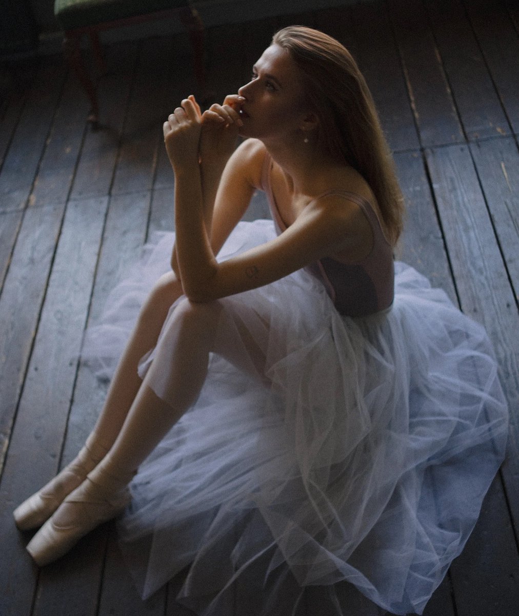 sameertechs's tweet photo. Floor's embrace, tutu a cloud of resolve, face etched in longing's seductive hush— thinking better dances in minutiae's breath, inner peace the joy that choreography etches. #ballet #balletdancer #balletlife #balletbeautiful #balletphotography #balletinspiration #balletlove #balletworld #worldwideballet #balletpost #balletgram #instaballet #balletaddiction #balletspirit #balletcore #balletquote #dancequotes #poetryinmotion #tutu #floorwork #longing #innerpeace #choreography #danceart #classicalballet #balletbody #artofdance #dancersoninstagram #balletvibes #sereneballet #quote #quotes #quoteoftheday #dancers #dancestudio #poetry #poetrycommunity #poetrylovers
