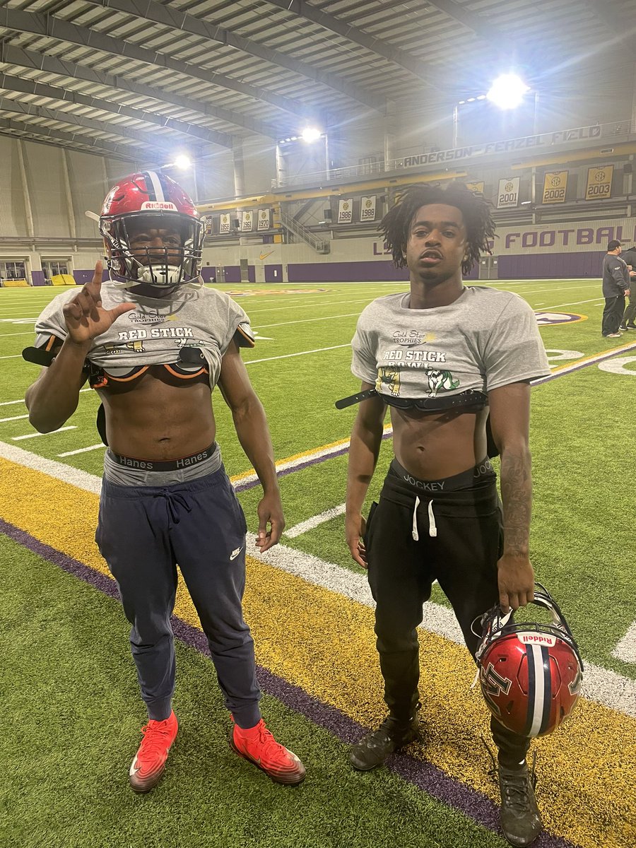 K3ITH_1's tweet photo. I’ll be playing in THE RED STICK ALL AMERICAN BOWL on the 20th at Olympia stadium in Baton Rouge @RecruitLouisian @marshallfaulk @Coach_JW3 @CoachJCaraway @CoachDBO_GU @F_Huggins80 @CoachAD__12 @mgoode20 @KrisPeters06 @Coach_Burford1 @CoachCWilford @TheWGamePlan @CoachJwill_ https://t.co/DhA48ObHWB