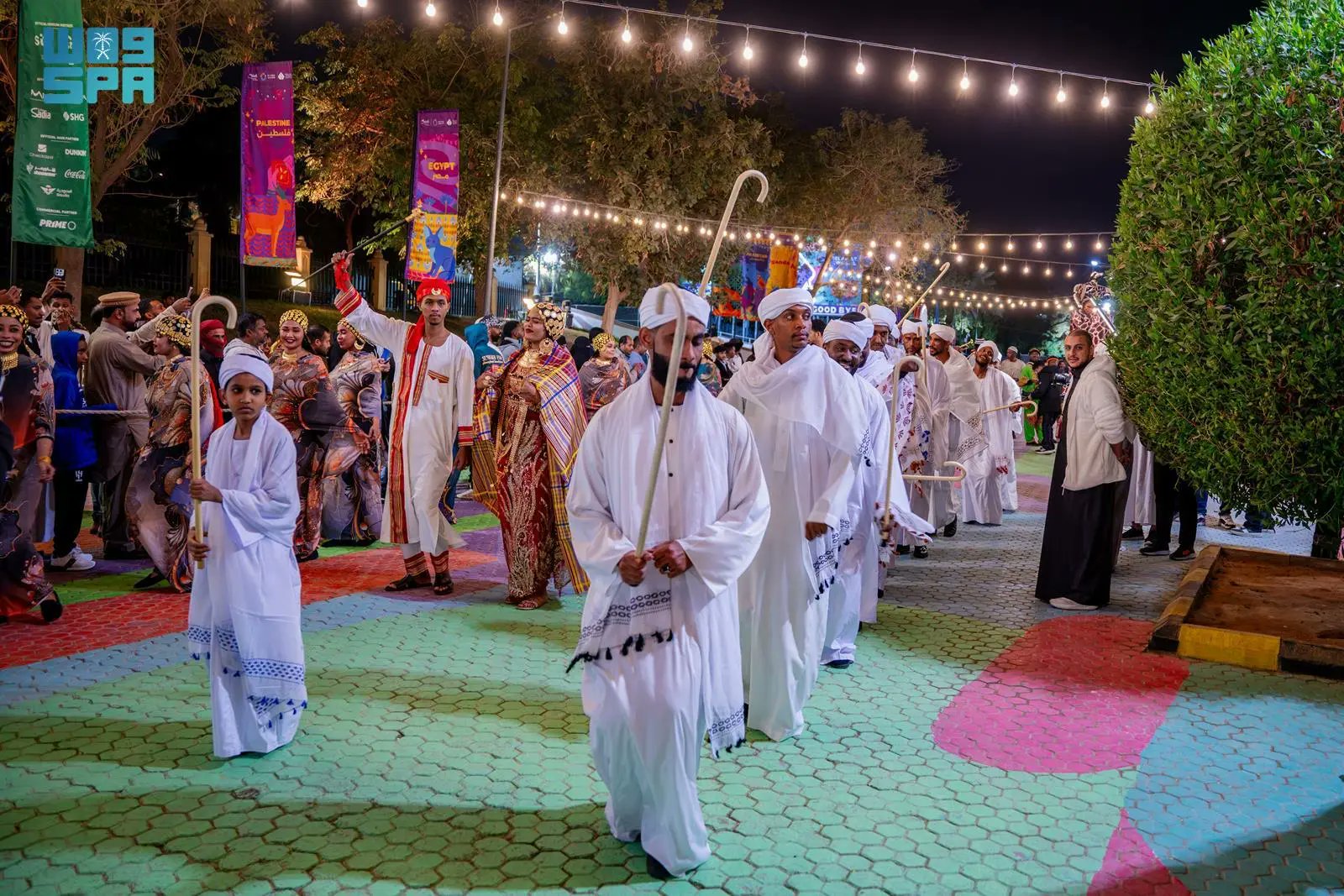البلاد | انسجام عالمي الأزياء التقليدية والموسيقى الشعبية نافذة على الثقافة السودانية في مبادرة "انسجام عالمي2" صحيفة البلاد | وزارة الإعلام | هيئة الترفيه | برنامج جودة الحياة | 
