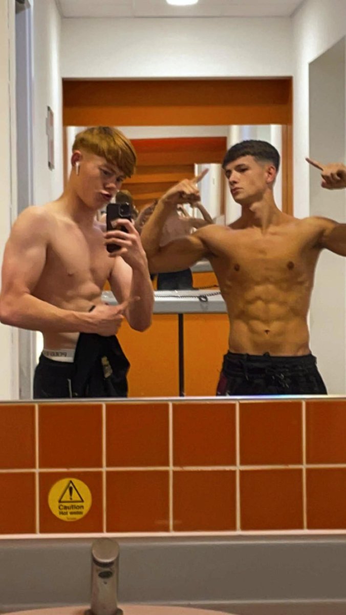 conanjkuk's tweet photo. Christmas special link😈⬇️

https://t.co/EXTSwd4mKT
(Last one for a while but it’s worth it👀) https://t.co/XBAPm4Eas7