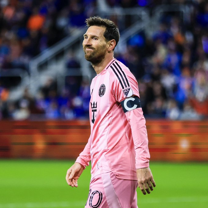 رسميًا! تصويت ليونيل ميسي لجائزة The Best 2025: عثمان ديمبلي. كيليان مبابي. لامين يامال 