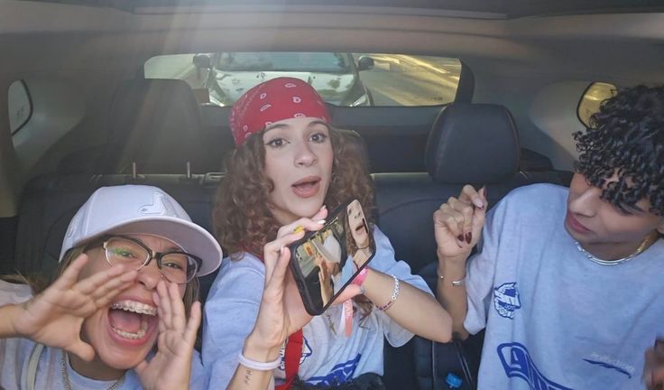 thiisrailo's tweet image. they 🤍