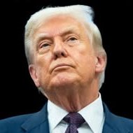 AZ_Brittney's tweet image. Susie Wiles told Vanity Fair that Donald Trump was on Jeffrey Epstein's plane

Give me a thumbs up 👍 if you want to see the unredacted files.