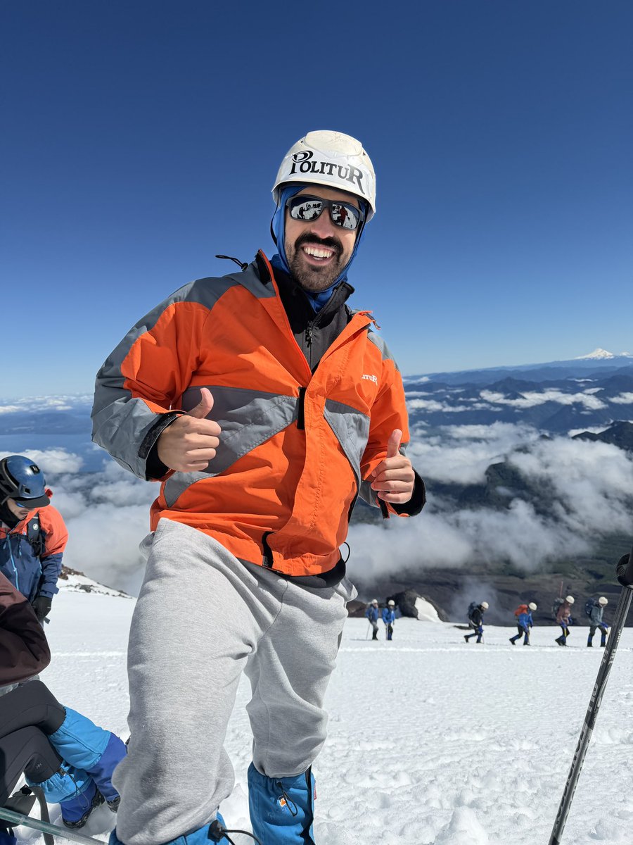 Chilearmy123's tweet image. I climbed a volcano today 

AMA