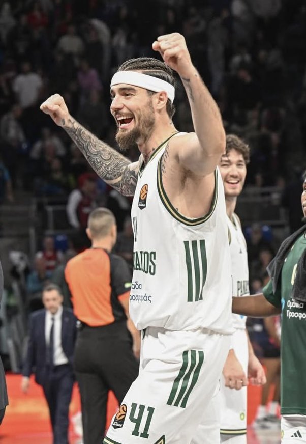 Καιρό είχε να μιλήσει στην τέταρτη περίοδο.
Το έκανε τη στιγμή που έπρεπε! 💪🔥
☘️ #paobc #paobcaktor