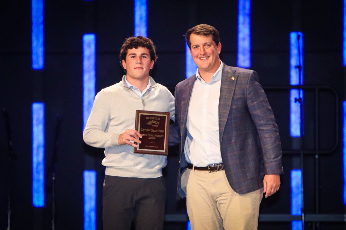 CHSDragonFB's tweet image. This years James Bull Phillips Award goes to Cayson Stanford‼️

📸Roger Cotton Photography
