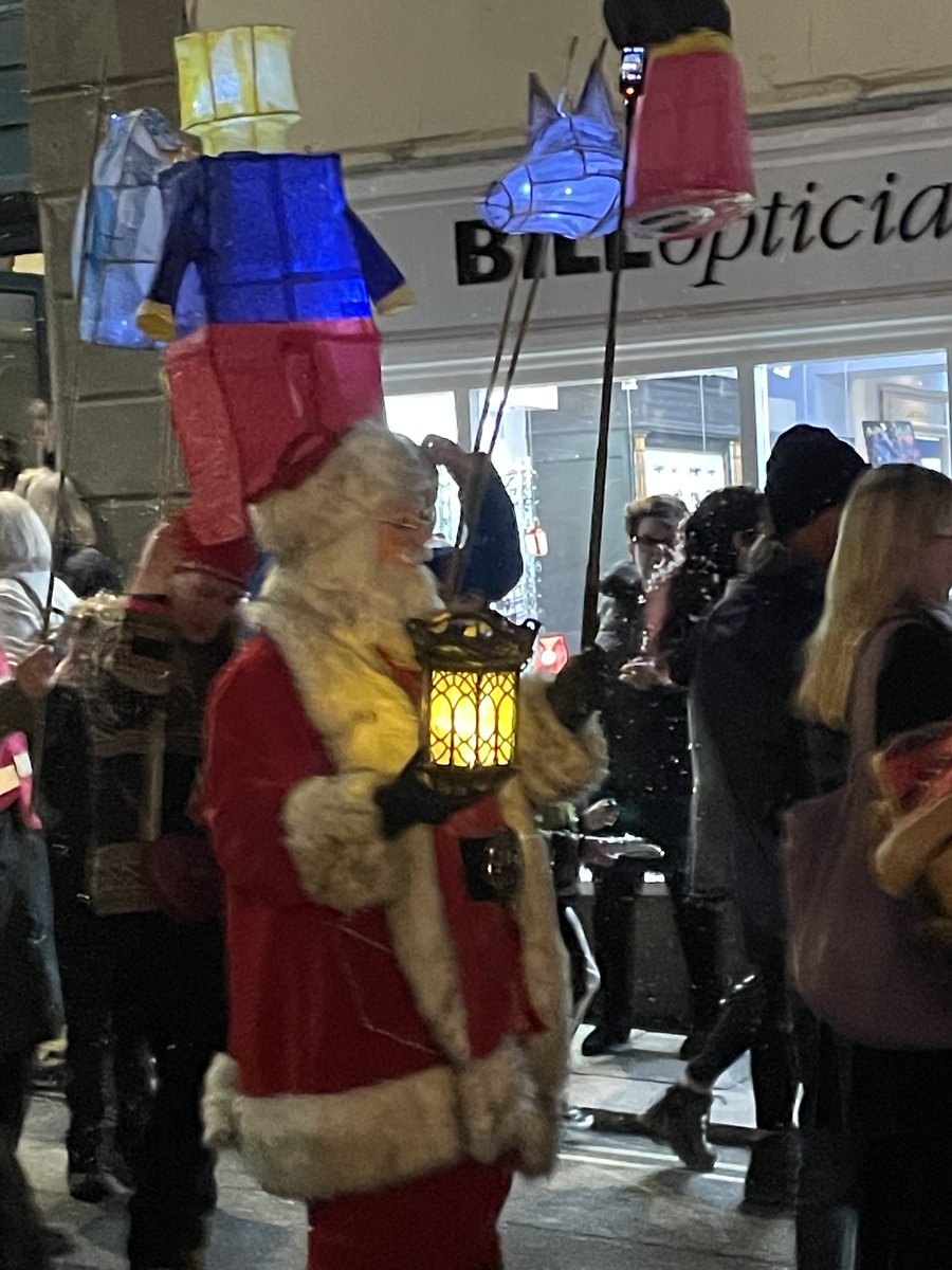 helen21206699's tweet image. #totnes #christmas #lantern #parade