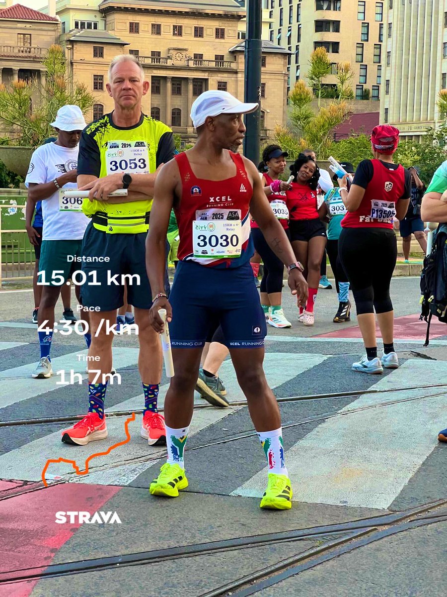 Walter_Lethu's tweet photo. We Visited the Capital City for the inaugural City 60 Marathon 🤟 15 km X4 with My Clubmates Your Xcellencies 👊🏽💙🤍❤️ @CityTshwane 
Loved the concept of it👌🏻🤟 
 #runningwithtumisole
#skhindigangcoaching
funkypantssa
totalsports_sa 
gilnokiesocks
ipaintedmyrun
EastRandBoysVibes https://t.co/e4CZ89XBMa