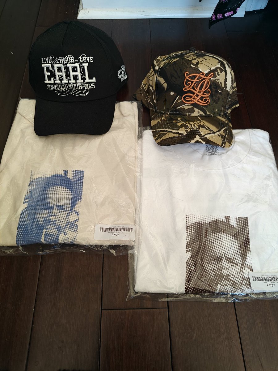 LilNatTurner's tweet image. broooooo mine finally came!!
#ReasonsToLive. 😂😭🥲