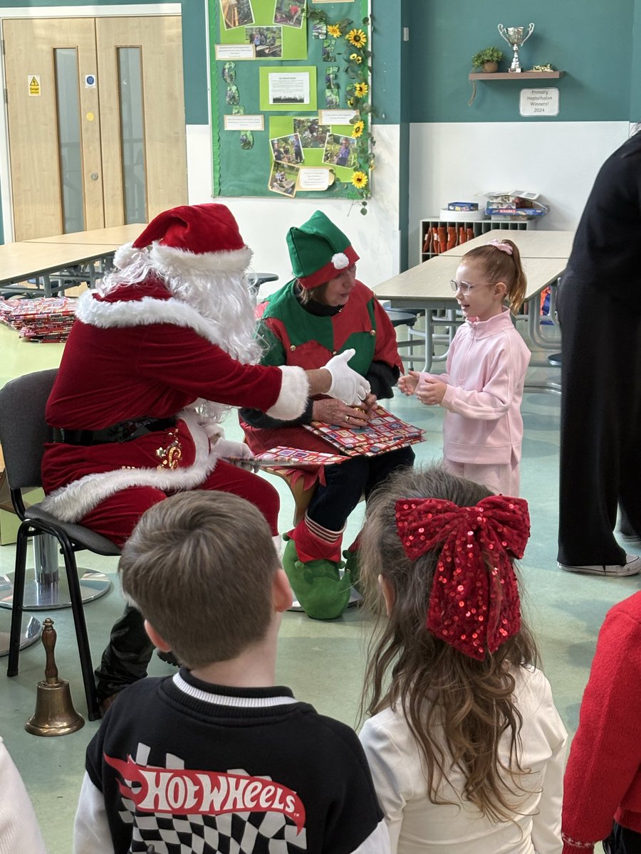 Miss Sinclair P1a tweet media