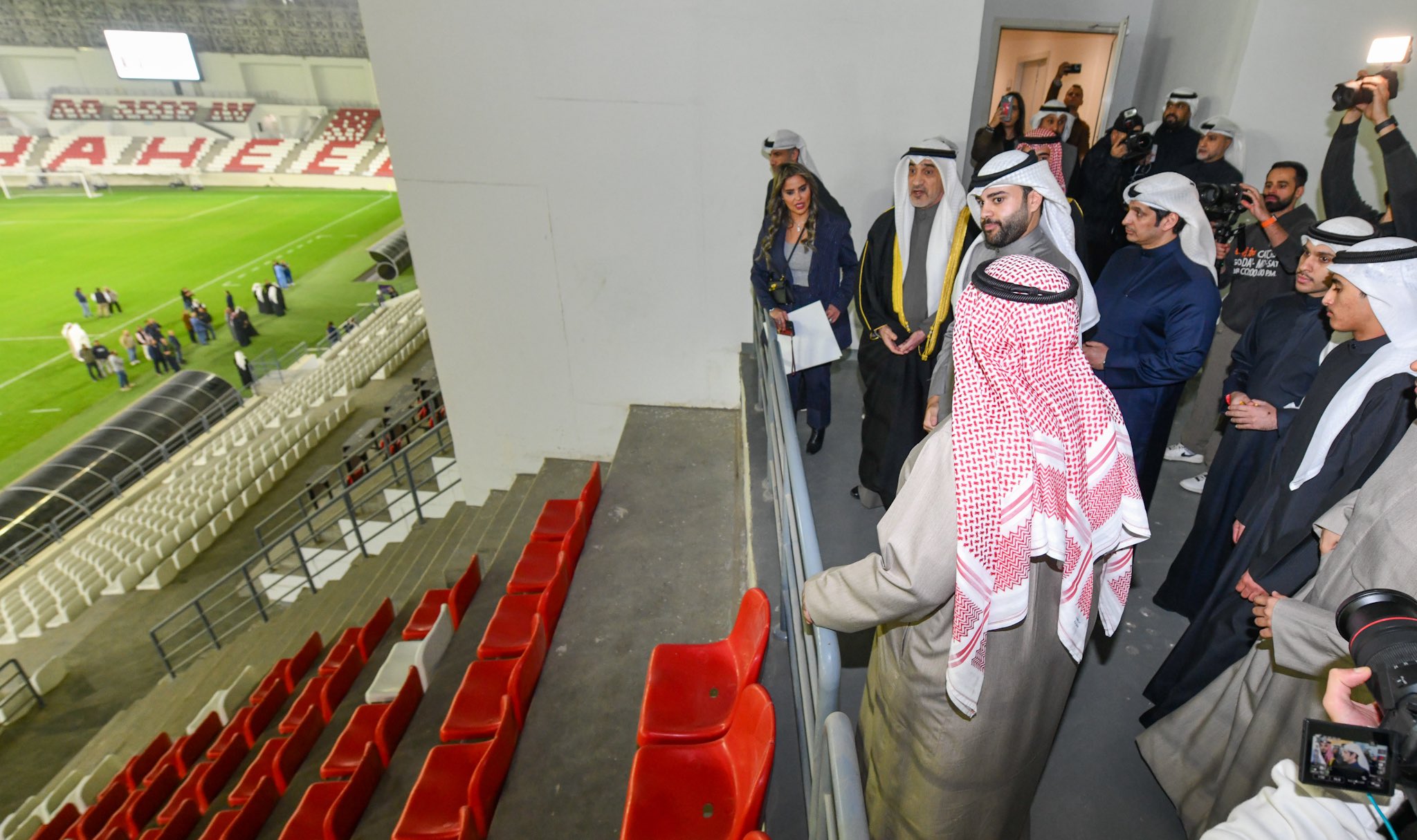 رئيس مجلس الوزراء بالإنابة ووزير الداخلية الشيخ فهد يوسف سعود الصباح يفتتح استاد (نايف الدبوس) ومجمع صالات الألعاب الجماعية بنادي الفحيحيل - وزير الإعلام والثقافة ووزير الدولة لشؤون الشباب عبدالرحمن المطيري: المجمع يضم ملعبا يتسع لـ12 ألف متفرج وصالات رياضية وفق أعلى المعايير - أكد أنه يجسد دعم القيادة للقطاعين الرياضي والشبابي ويعزز جاهزية الكويت لاستضافة البطولات والمناسبات الرياضية 