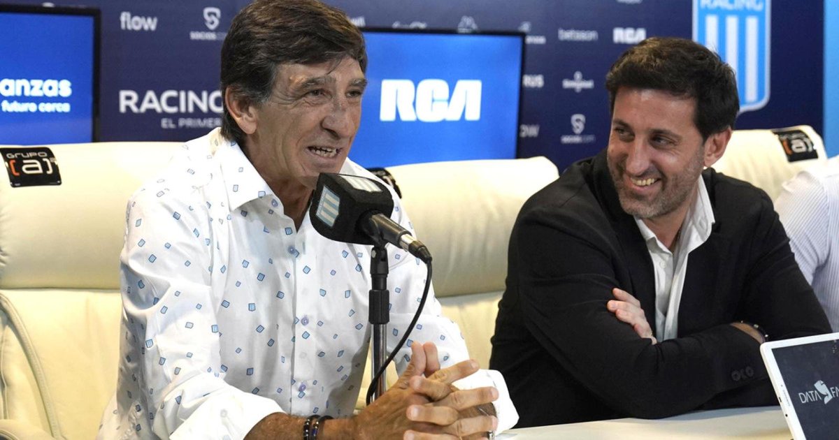 TODOS JUNTOS HASTA 2028

El mejor DT para Racing. Que Diego Milito sea como presidente lo que fue como capitán y director deportivo.