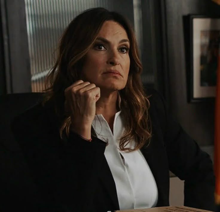 ftdtfearless's tweet image. olivia benson you’re so hoooot