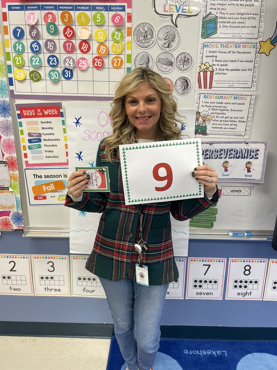 KatieCarney317's tweet photo. Days 8 &amp; 9 Winners! 

#12DaysOfGiveaways @SeaGateES 🎄🎅🏻❤️ https://t.co/yRcXWREAvv