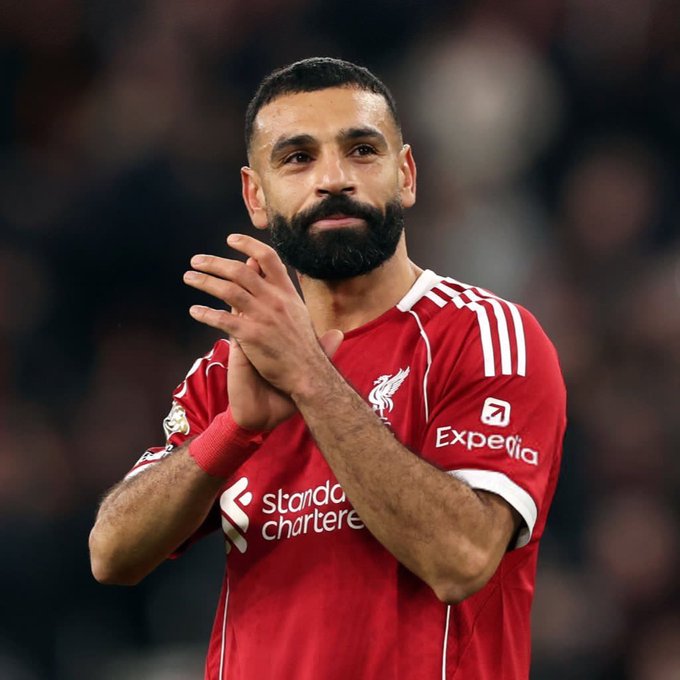 تصويت محمد صلاح لأفضل مدرب: 1 لويس إنريكي. 2 ديك سلوّت. 3 هانسي فليك 