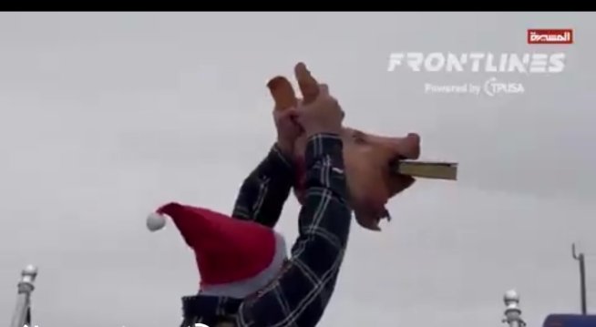 #القرآن_كتاب_الله
لماذا الناس تحب الدولة التي تحارب القرٱن
وتهاجم الدولة التي تفتخر بلقرٱن