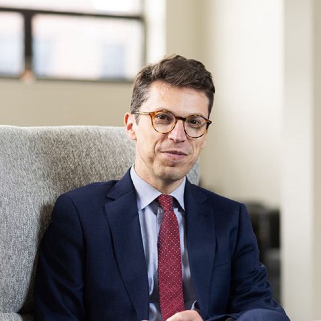 Osint613's tweet photo. MIT professor Nuno Loureiro was killed in a shooting at his home in Brookline, Massachusetts Monday night, the school confirmed. He was 47.

According to CBS News, he was a nuclear science and engineering professor from Portugal. https://t.co/wCOpjojYDj