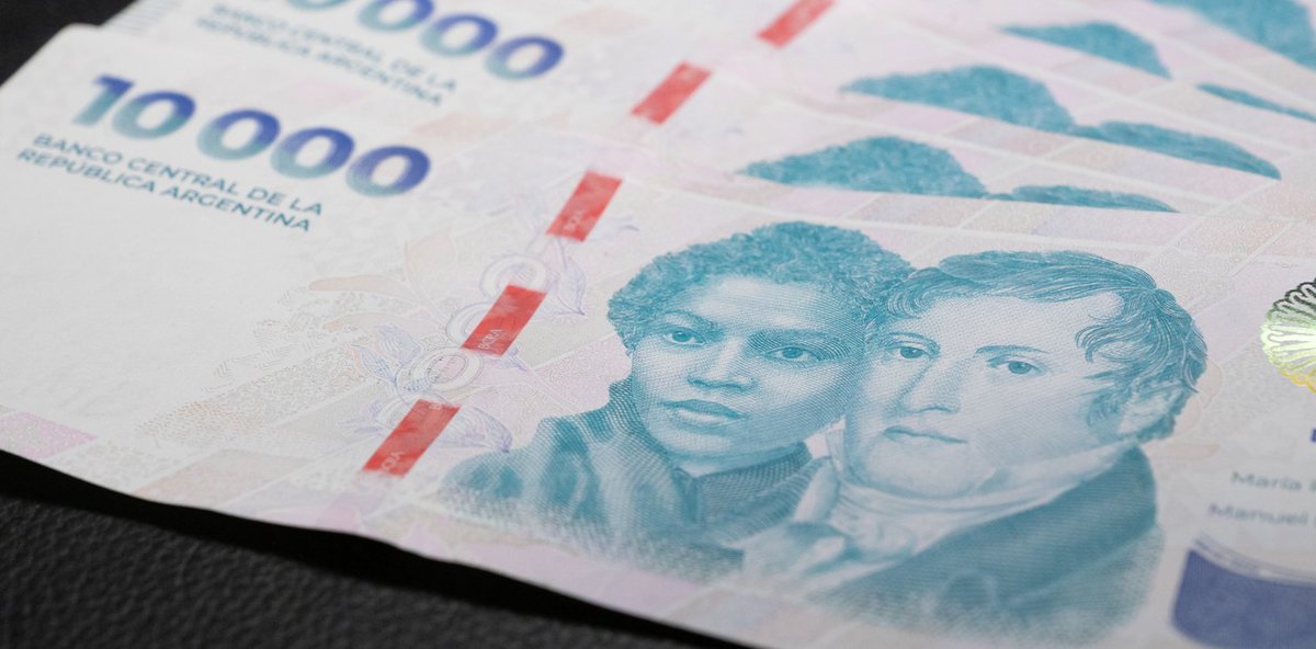 UNA FAMILIA EN CABA NECESITA MÁS DE $3 MILLONES AL MES PARA SER DE CLASE MEDIA

En noviembre, un hogar tipo en la Ciudad de Buenos Aires debió reunir ingresos superiores a $3.000.000 mensuales si alquila vivienda, según el Instituto de Estadística y Censos porteño. El aumento de