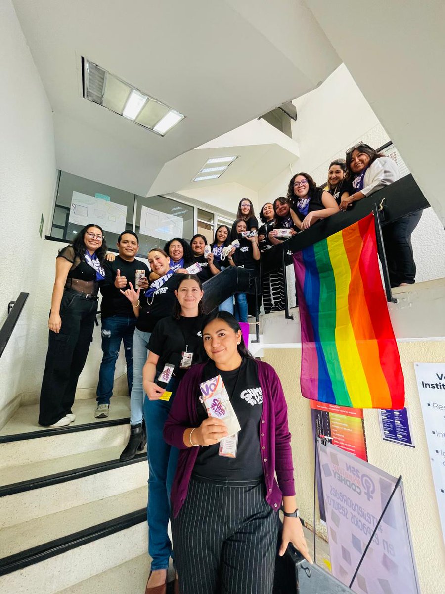 codhey's tweet image. 💜🗣️ En el 25N, en CODHEY abrimos un espacio para escuchar y nombrar lo que muchas personas viven en silencio. En las lonas, el personal dejó mensajes que fortalecen el respeto y la igualdad. Gracias por sumarse. #SumaTuVoz #CODHEY