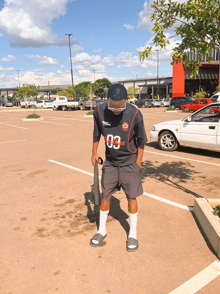 tshwari_mo's tweet photo. https://t.co/nTDYO2EWlv